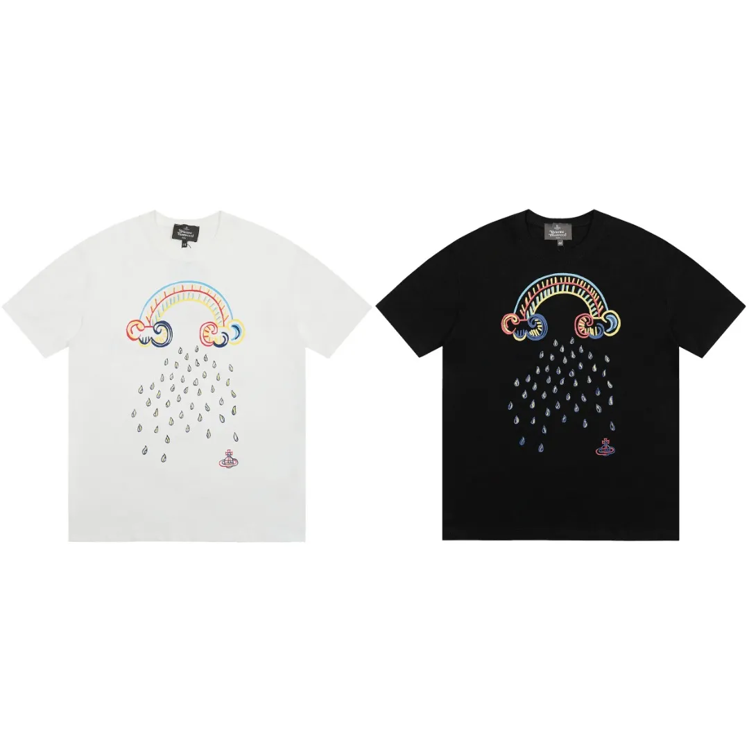 VIVI 140# "Exclusive style" vivienne west wood, Queen Mother of the West, Vivienne, Saturn personalized rainbow printed short sleeves. The new fabrics have been machine washed at high temperature + water twice. The only one in the entire network that achieves 0 shrinkage. The Solona thread is arranged. The threaded neckline does not deform. It is tight and dense. Comparisons are welcome. The full series of correct accessories. Every detail is completely restored and can be stretched directly.